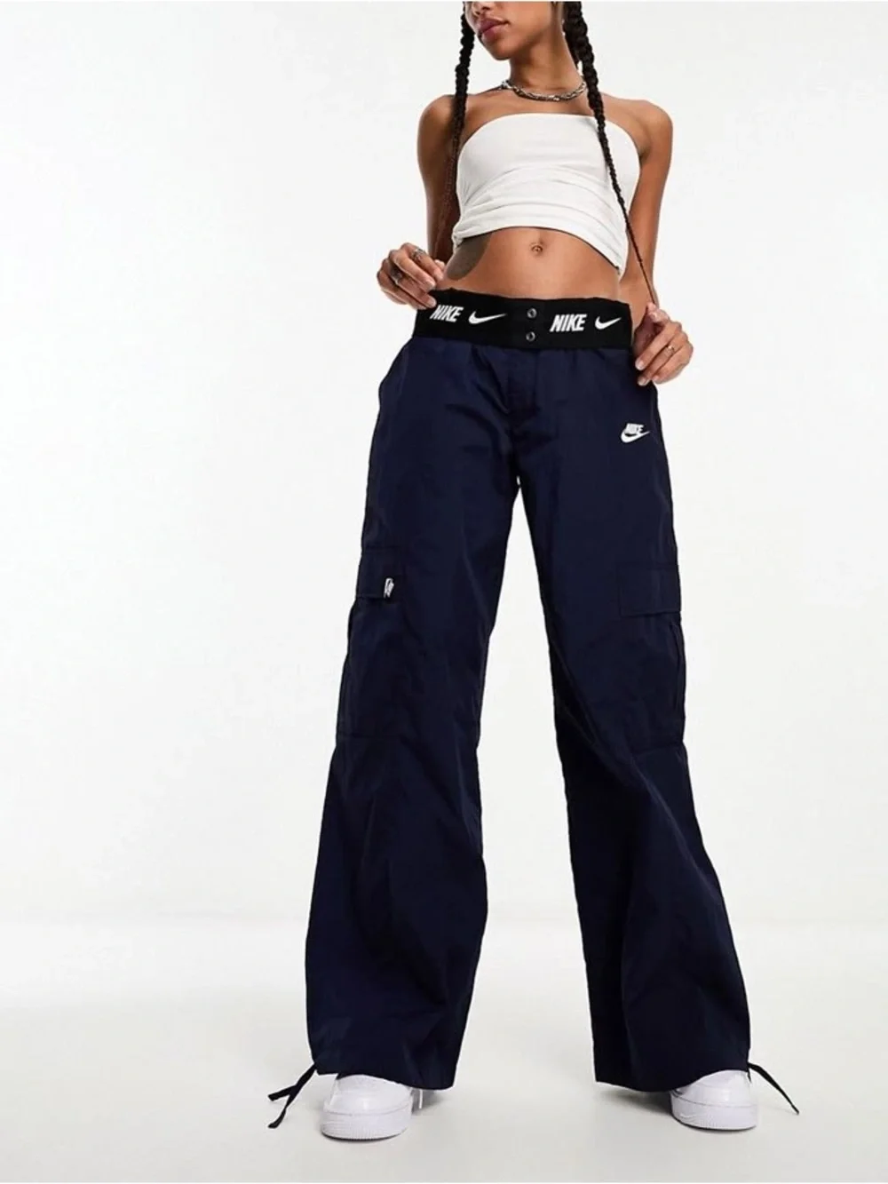 Nike woven cargo wide leg dance jogger pants black medium